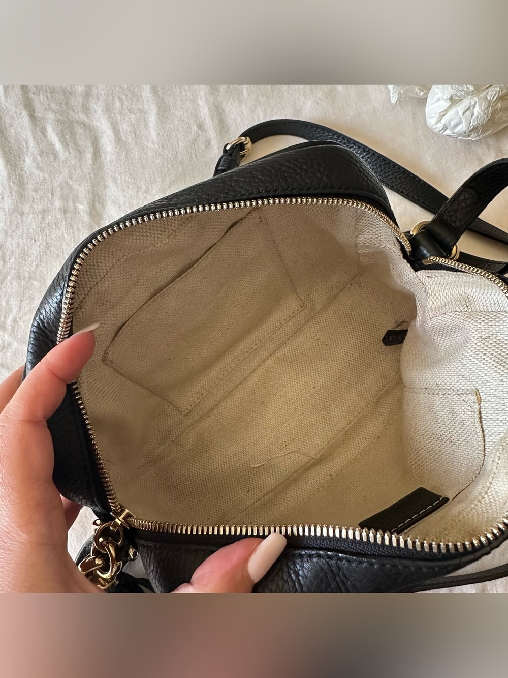 Authentic Gucci Small Soho Disco Bag - Picture 9 of 11